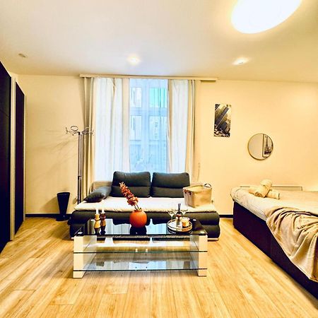 Central King Studio - 10 Mins Walk From Downtown فيينا المظهر الخارجي الصورة