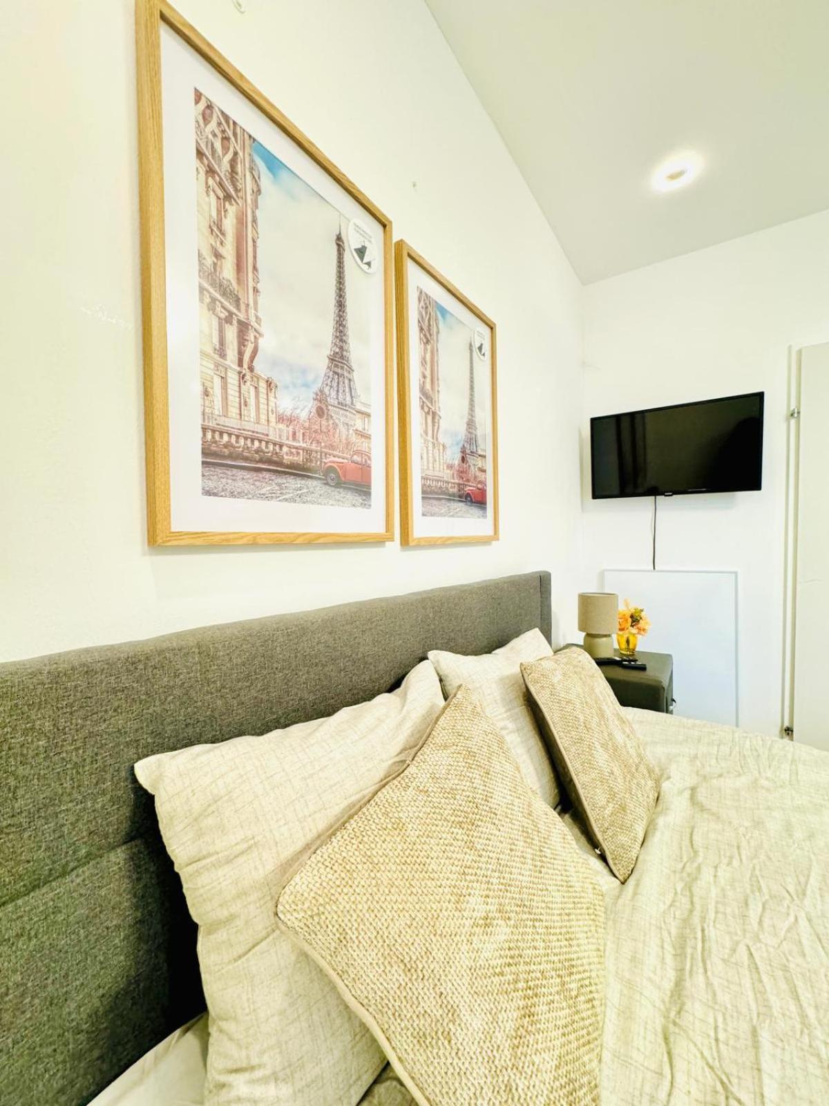 Central King Studio - 10 Mins Walk From Downtown فيينا المظهر الخارجي الصورة